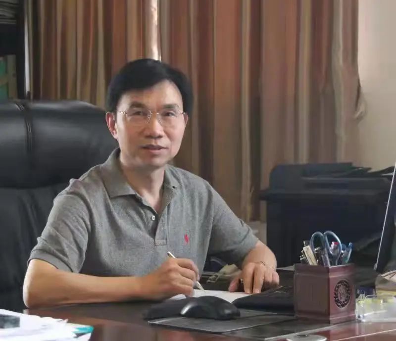 诺贝尔奖获奖者的故事_诺贝尔奖获得者小故事_诺贝尔奖获得者的创业故事