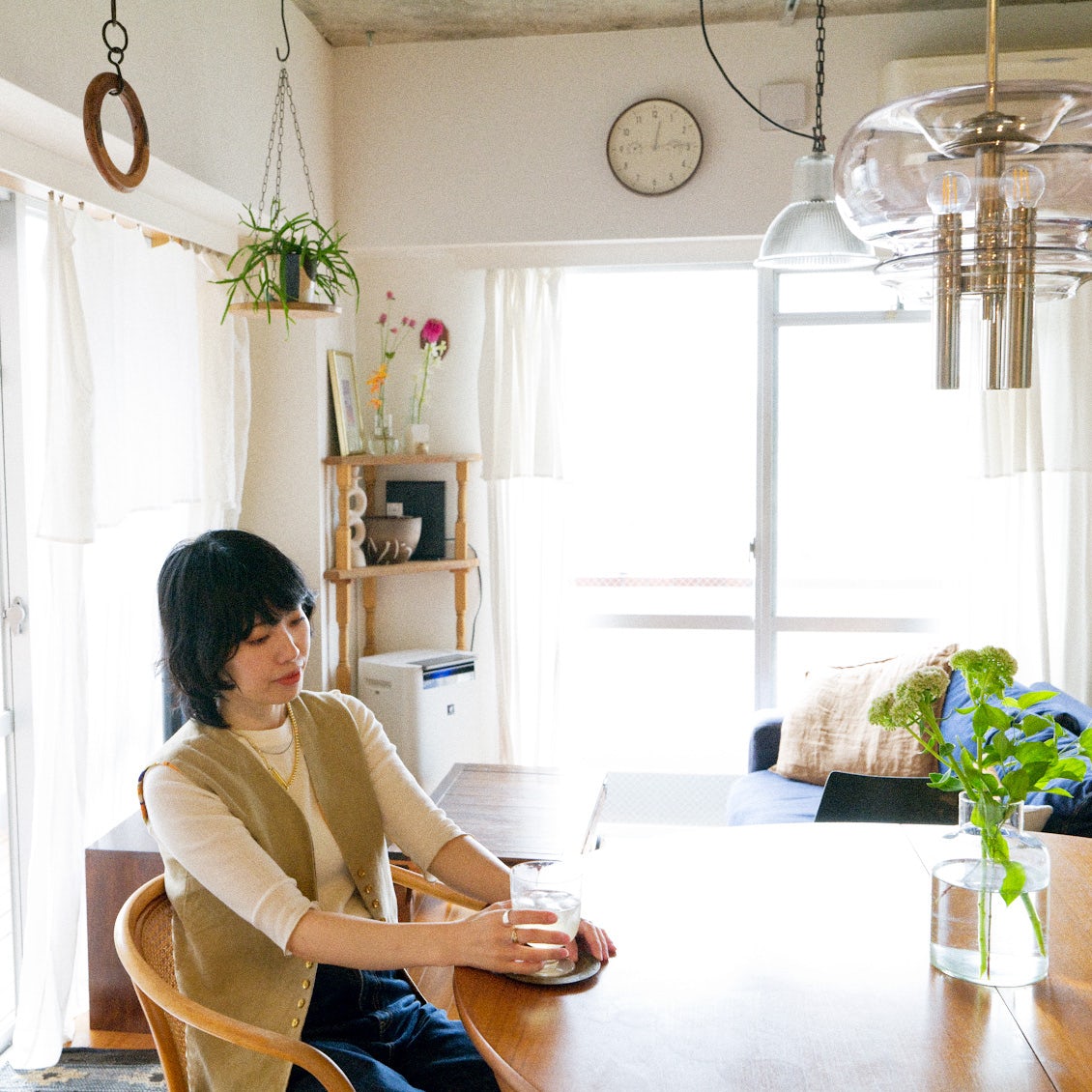 女性日常养生小知识_庭に日いっぱいさしています_日本家庭小日常